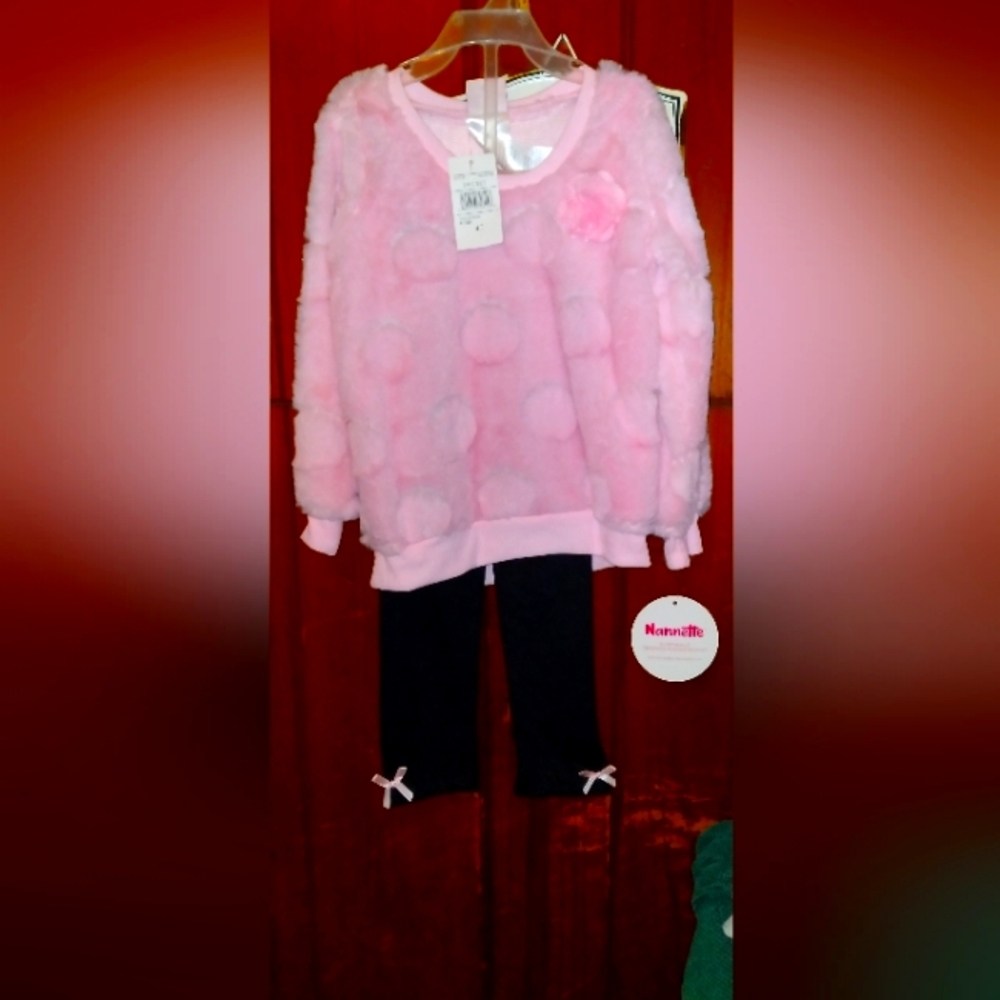 Pink fluffy Nannette Outfit